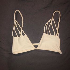 Moana Bikini White Tri Top